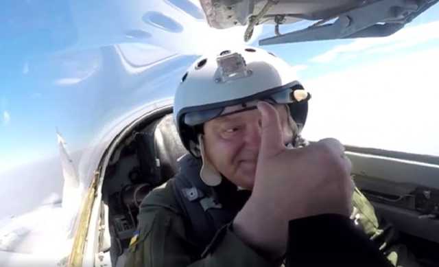 Порошенко купил самолет за минимум 85,9 тыс. евро