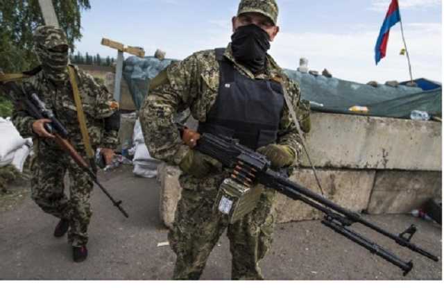 На Луганщині зафіксована передислокація живої сили і техніки бойовиків – Снєгирьов