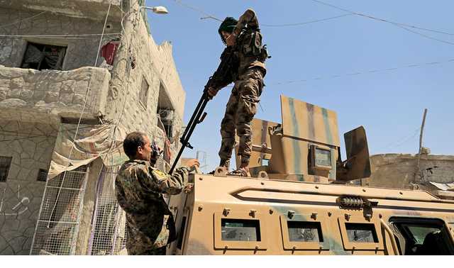 "Обос*ались в Сирии": в сети подняли на смех Россию после удара США