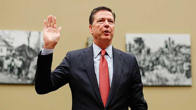 Устроили "золотой дождь": Коми пролил свет на контакты Трампа с проститутками