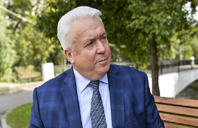 "Готов защищать": сбежавший в Россию экс-регионал собрался воевать на Донбассе