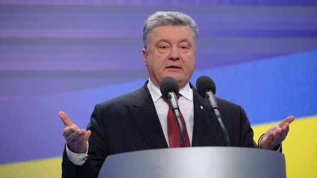 Порошенко срочно собирает военный кабинет при СНБО