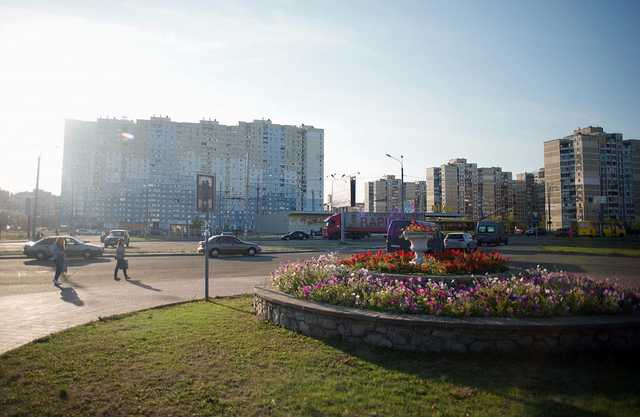 На столичній Троєщині чоловіки спричинили ДТП і почали битися, – соцмережі