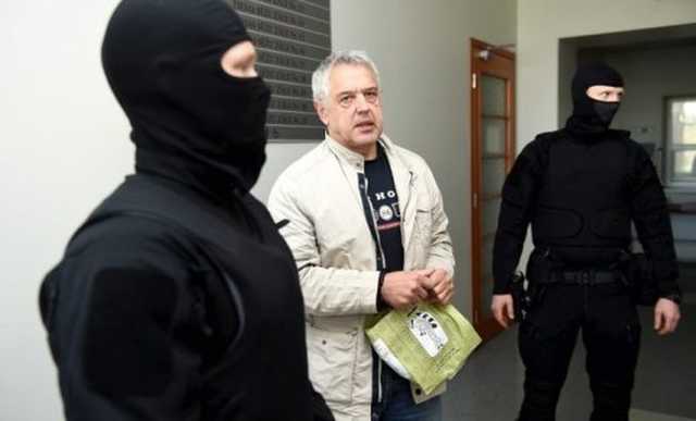 Покушался на суверенитет: В Латвии арестовали лидера российской диаспоры