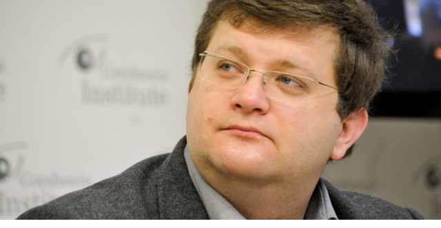 Могли забрать права на год: полиция показали видео с Арьевым