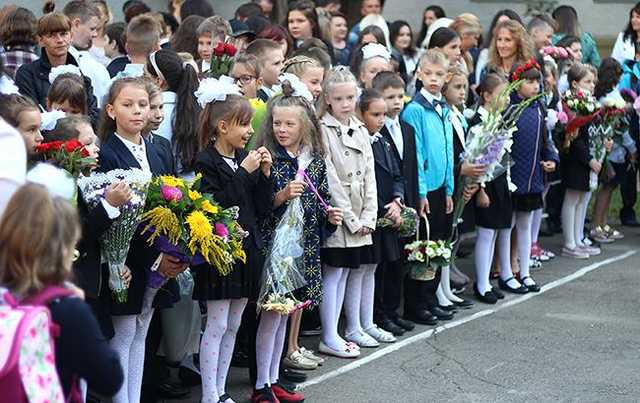 На учебу по прописке: как Минобразования меняет правила приема детей в школу