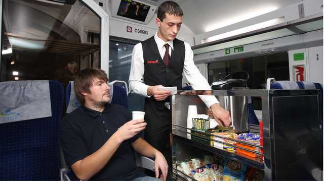 Ужин в поезде: кто и как будет кормить пассажиров