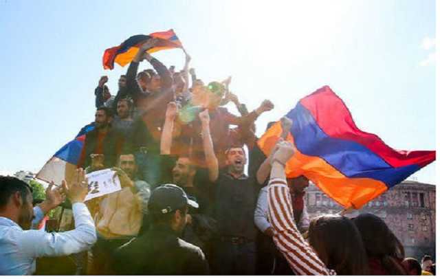 "Это не Майдан. Мы не хотим, как в Украине": реалии протестов в Армении