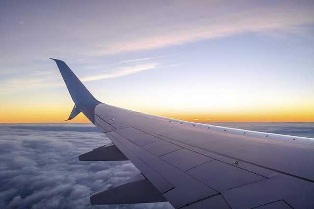 Жуткий инцидент с российским самолетом в Черногории: в сеть попало видео