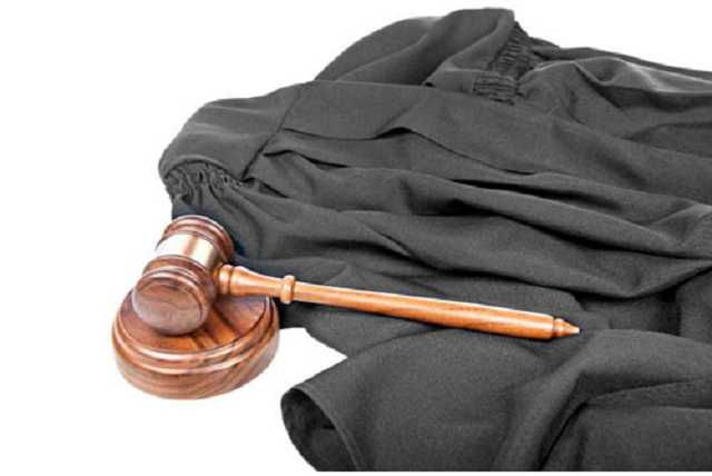 Судья из списка "Миротворца" сбежал из "ДНР" на террриторию, контролируемую Украиной