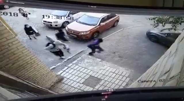 Среди нападавших на «киборга» в Киеве были девушки: полиция просит опознать подозреваемых