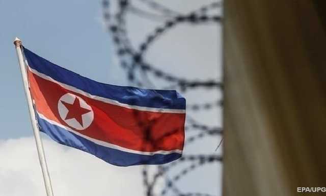 КНДР передаст США троих пленных американцев