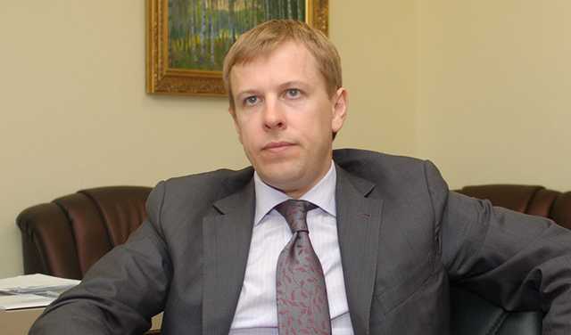 Вопреки решению партии Хомутынник подался в Президенты