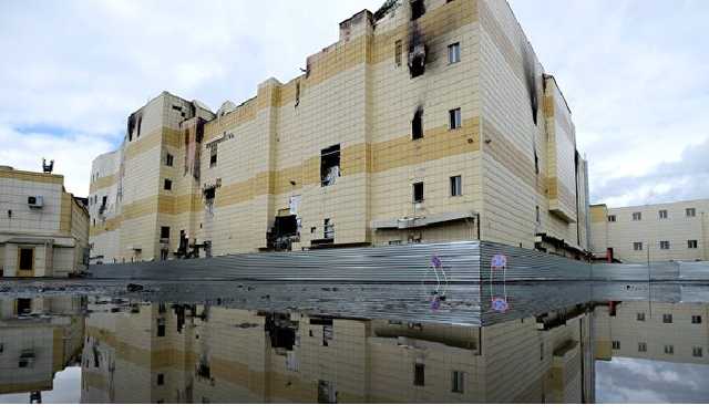 В России начнут сносить ТЦ "Зимняя вишня" в котором погибло 64 человека