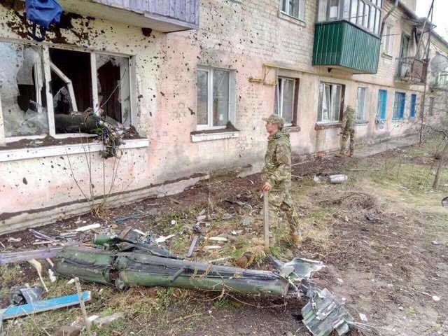 З’явилося фото наслідків обстрілу Майорська терористами