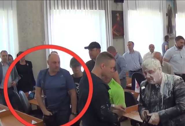 В горсовете Никополя стреляли два депутата