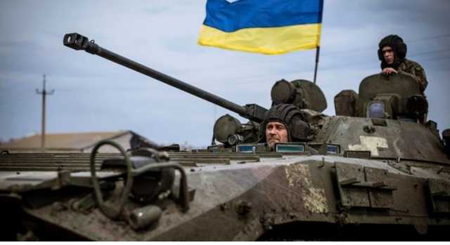 Резкое обострение ситуации на Донбассе: в Минобороны готовят срочное заявление