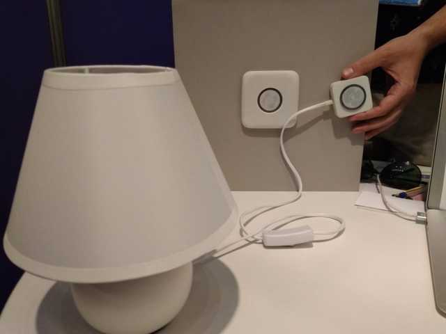 Без штекеров и с Wi-Fi: Украинцы создали уникальную «умную» розетку