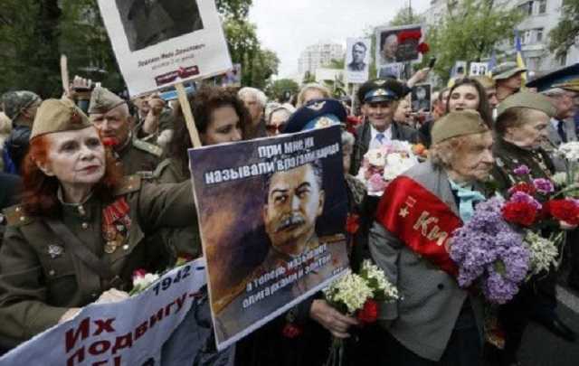 СБУ прикрила вісім антиукраїнських спільнот, які вербували учасників для "Маршу безсмертного полку"