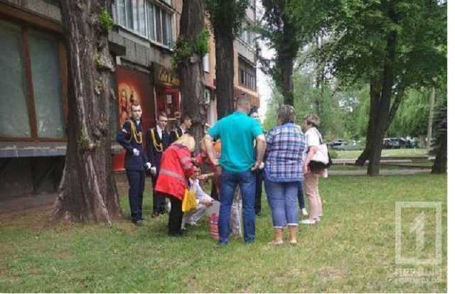 Потеряли сознание: в Кривом Роге студентам массово стало плохо