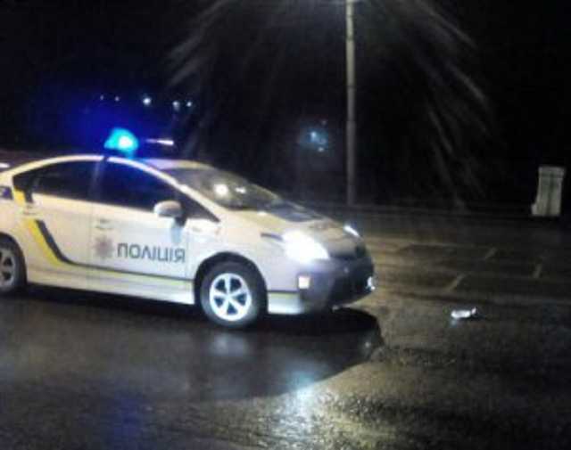 В столице 5 правоохранителей избили водителя ногами: видео попало в сеть