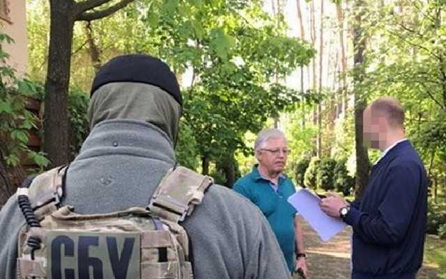 СБУ обнаружила у Симоненко открытки антигосударственного характера