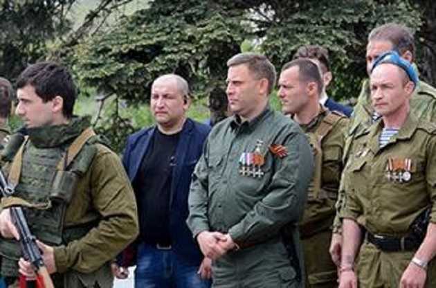 Подалі від народу: Мережу підірвало фото ватажка "ДНР" Захарченка