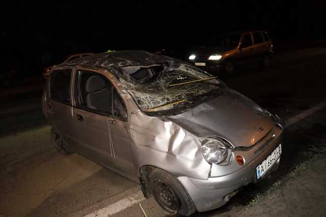 На Броварском проспекте перевернулся Daewoo: есть пострадавшие