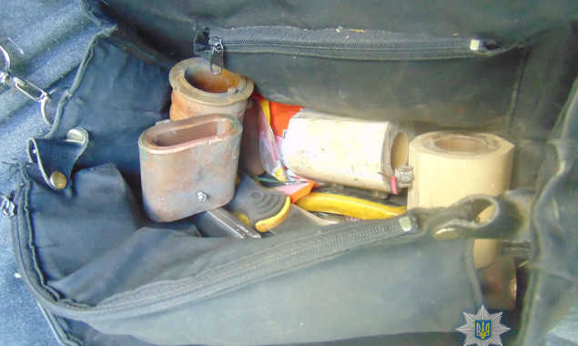 Полиция Киева задержала трех похитителей лифтового оборудования