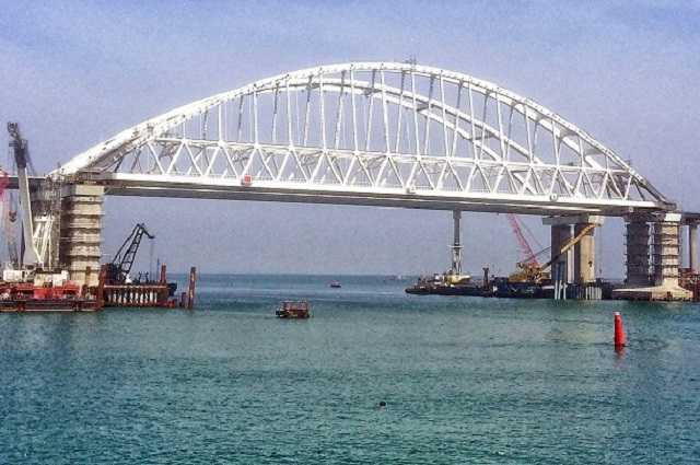 На Крымском мосту произошло ЧП