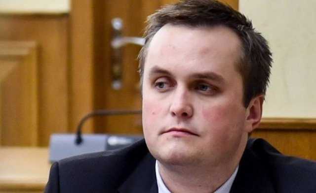 Холодницкому «урезали» зарплату