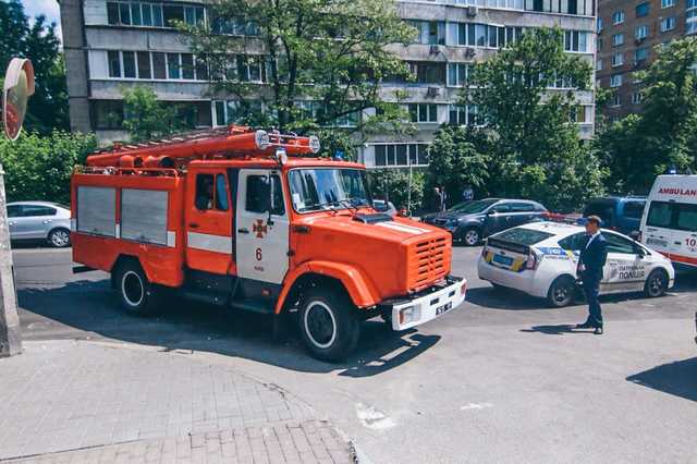 В Киеве "заминировали" Апелляционный суд, эвакуировали 250 человек