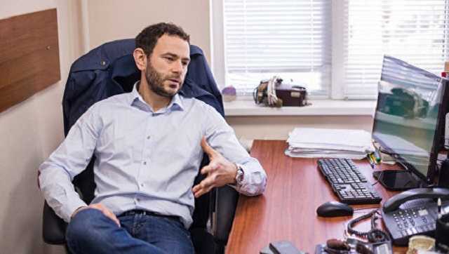 Страну захватили идиоты, - журналист