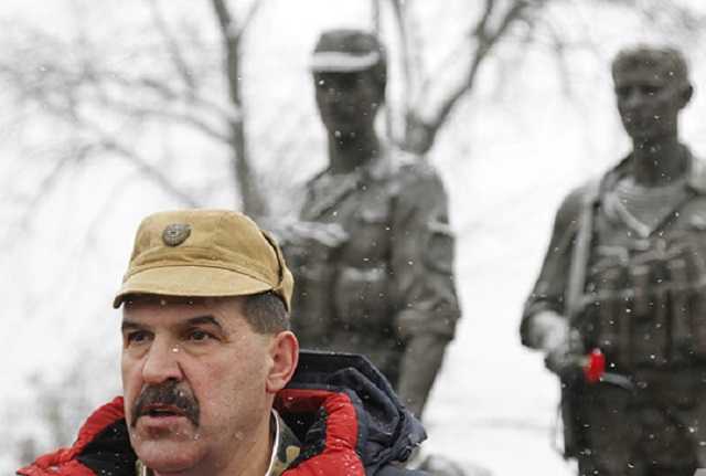 Кабмин сократит в два раза квартирную очередь "афганцев" до конца года