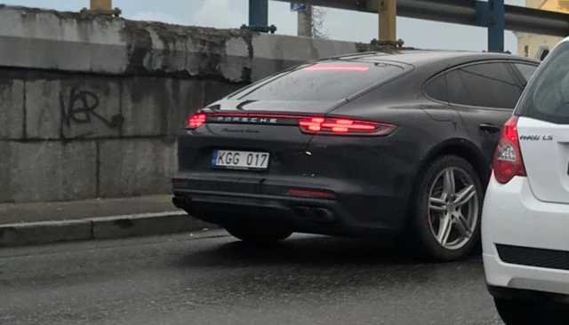     Porsche Panamera   