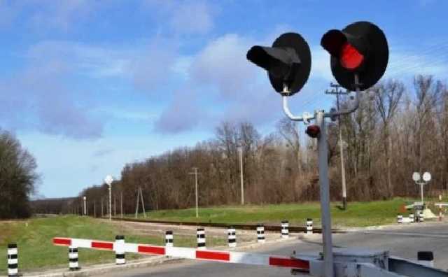 Смертельное ДТП на Ивано-Франковщине: поезд протаранил автомобиль