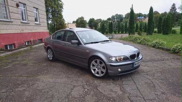 Пограничники придумали способ не пускать в Украину авто на "литовских бляхах"