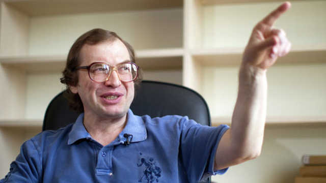 В Twitter умершего Мавроди обменивают старые билеты МММ на новую криптовалюту