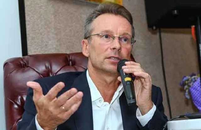 Просто сравните пейзажи. Известный шоумен поставил на место любителей «русского мира»