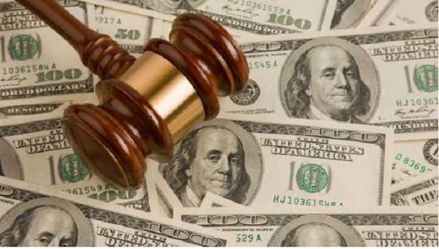 Руководителя аппарата суда задержали на взятке в тысячу долларов