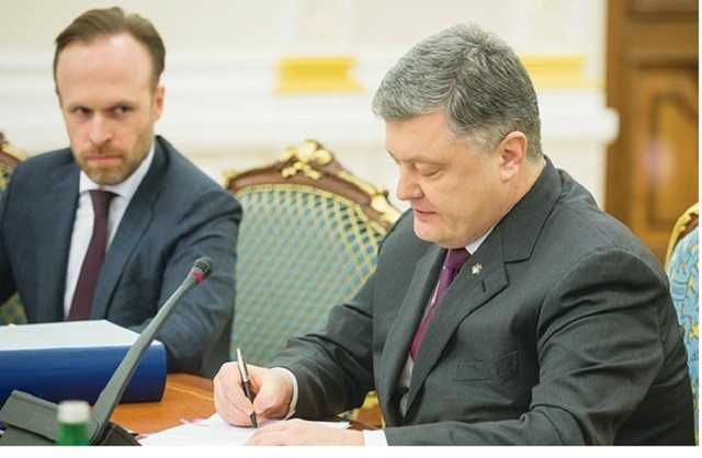 В НАБУ подали заявление о преступлении заместителя главы АП Филатова