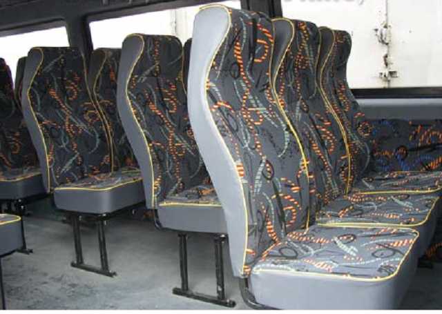 Сиденья разлетелись по салону: на каких автобусах возят украинцев