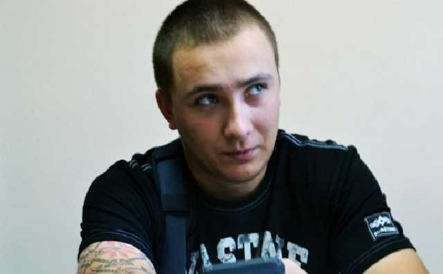 Чей все-таки нож? Стерненко запутался в показаниях о резне