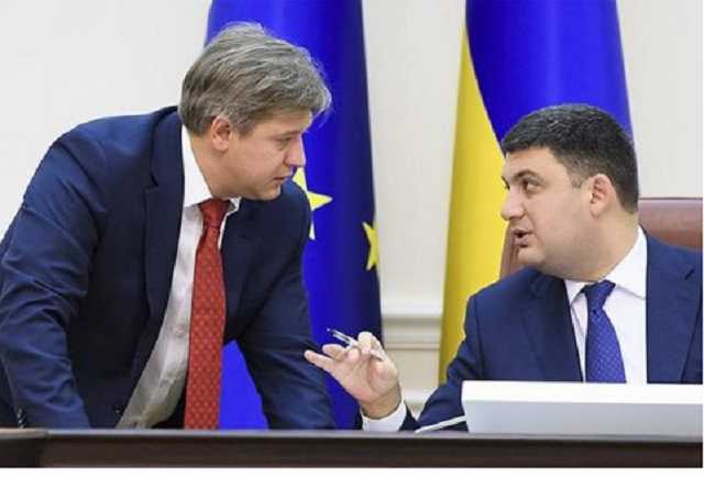 ZN: Кабмин забрал у Минфина право "вето" и Фискальную службу