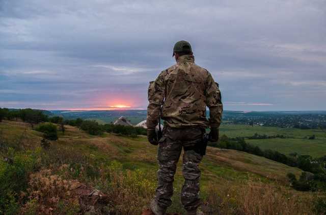 Возле Яворовского полигона во Львовской области обнаружили мертвым военнослужащего