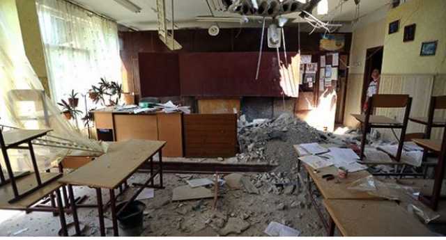 "Главные мои планы - выжить": в сети показали сочинения детей с Донбасса