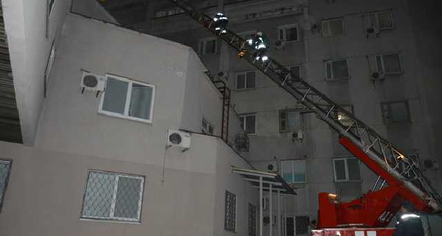 В Днепре ночью горела больница имени Мечникова