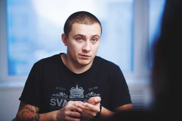 Я перехопив ніж і почав наосліп відмахуватися, – Стерненко