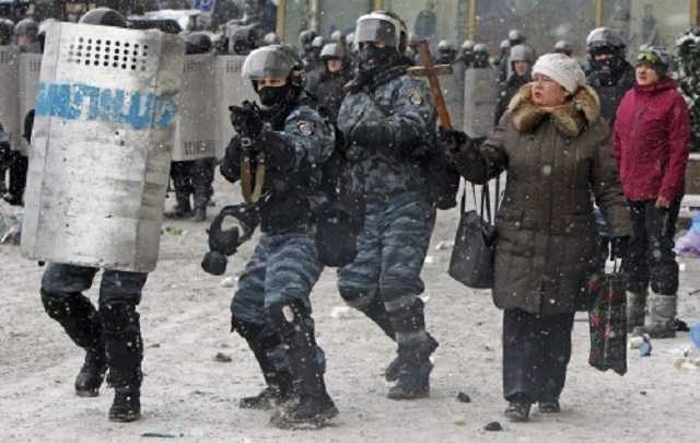 Злочини Майдану: чотири колишніх беркутівця отримали підозри