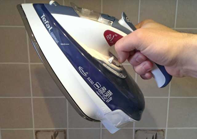 На Київщині чоловік закатував коханку розпеченою праскою